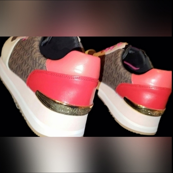 Michael Kors Monique Trainer Pink/Brown - Picture 11 of 12